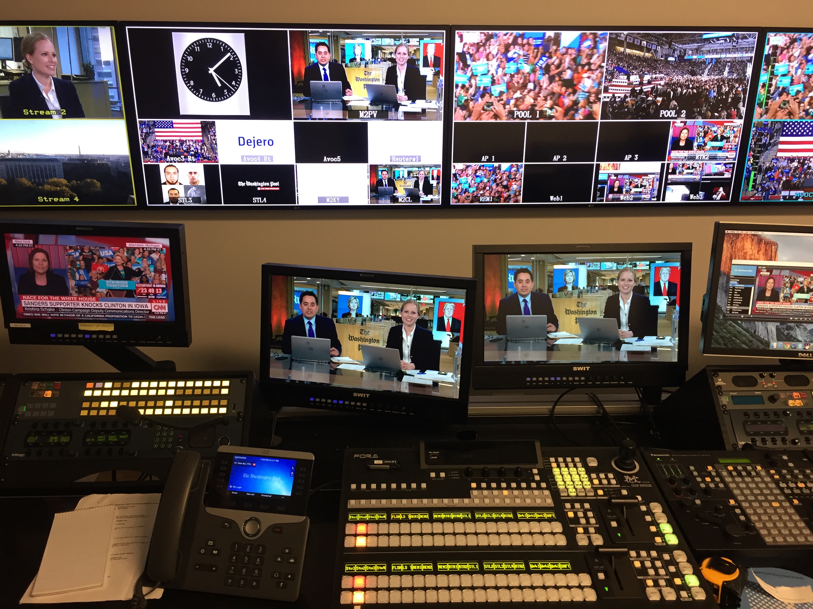 Election night eve at The Washington Post. (Photo by Kristen Hare/Poynter)