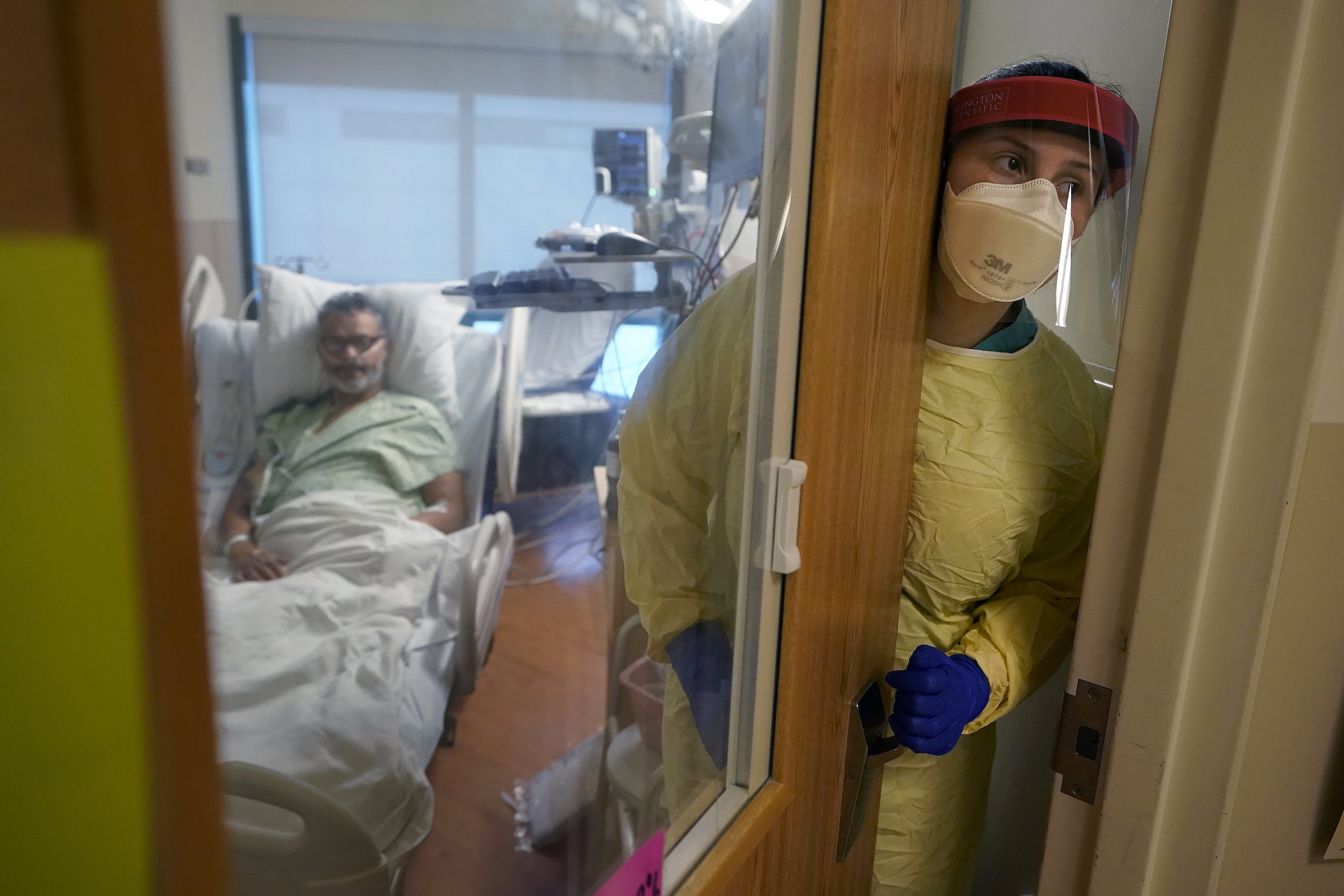 Omicron may produce fewer serious illnesses, but this wave is far from  'mild' - Poynter
