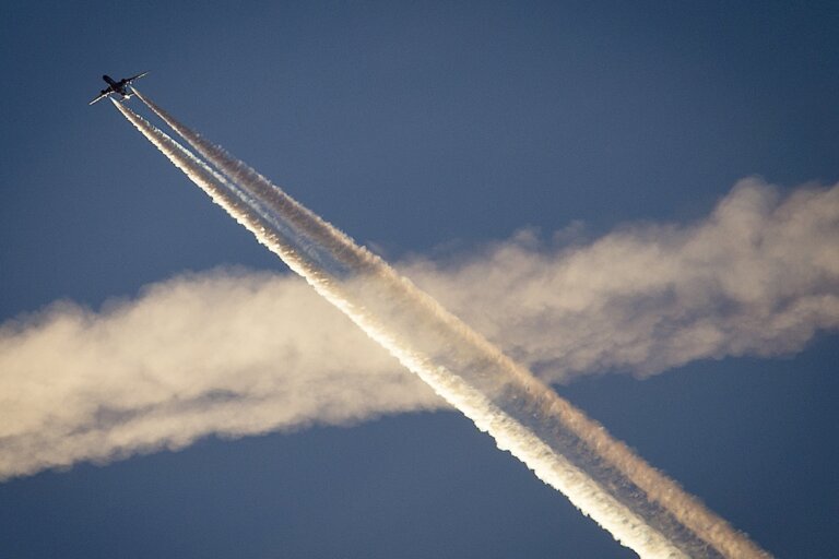 RFK Jr. says DARPA is spraying chemtrails — with no evidence and no ...