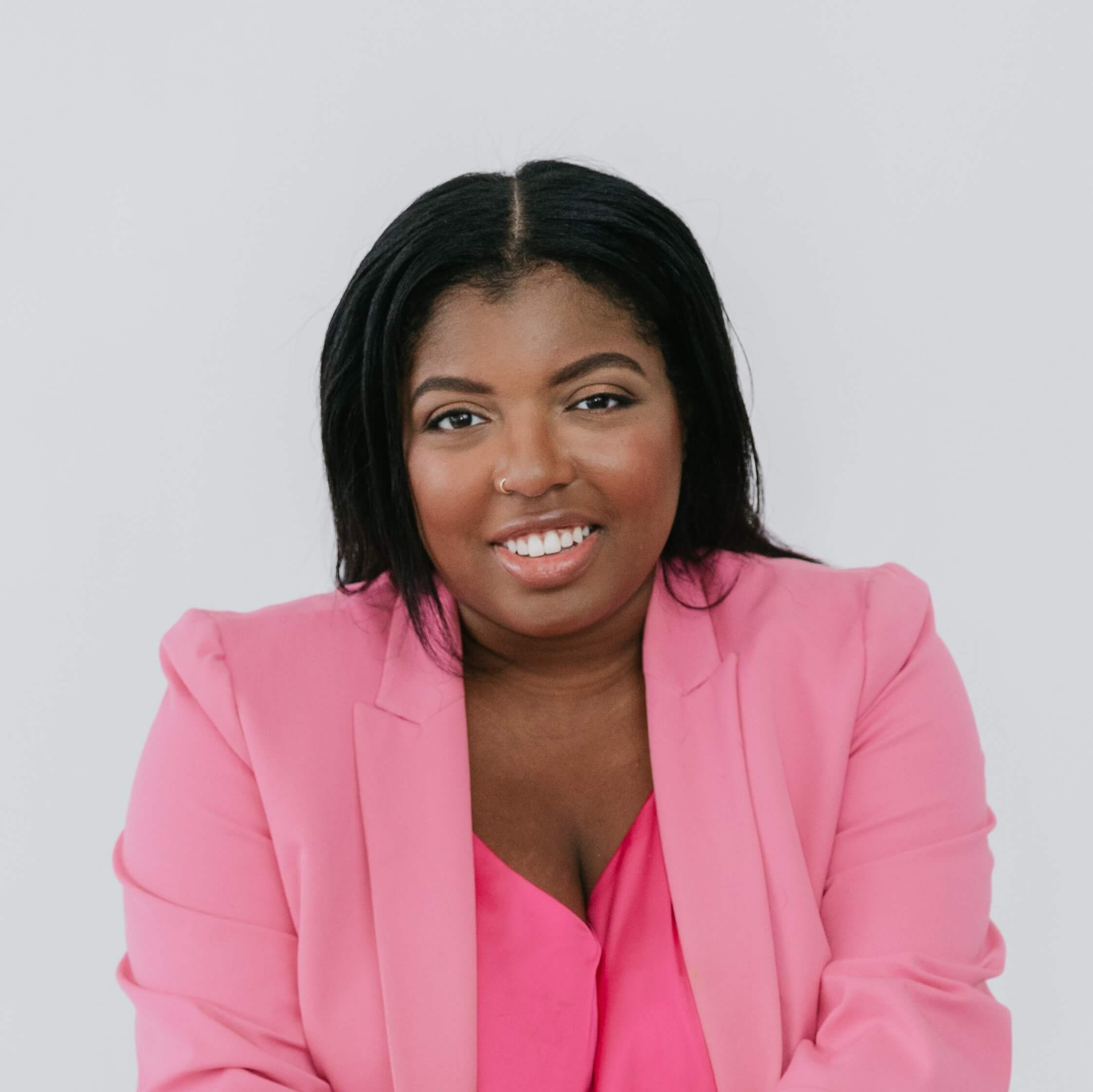 ayana lage