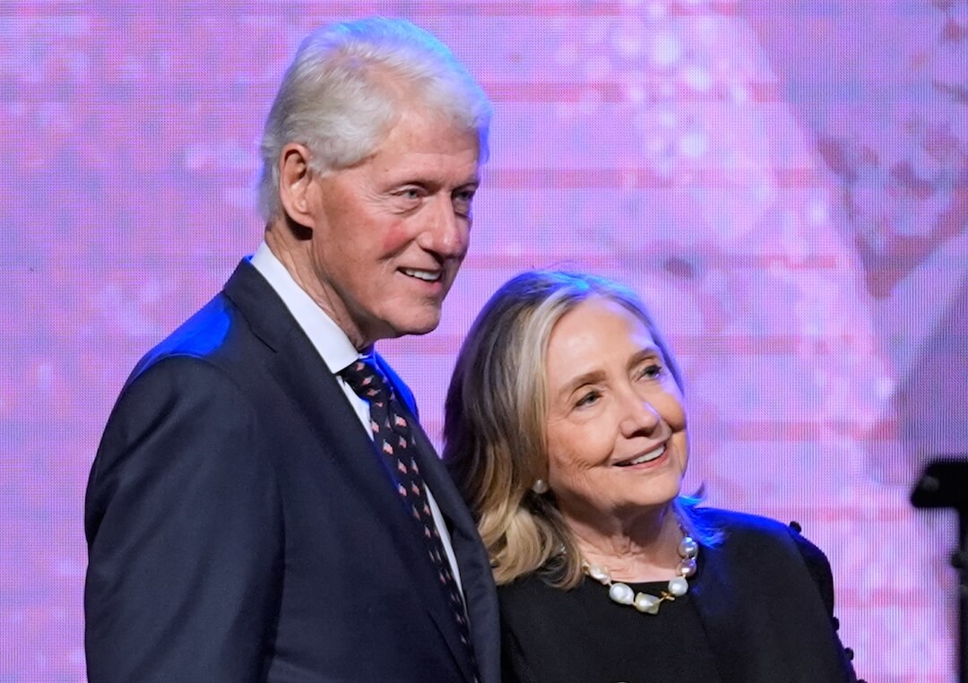 A viral audio clip accusing the Clintons in the Epstein case was created with AI - Poynter