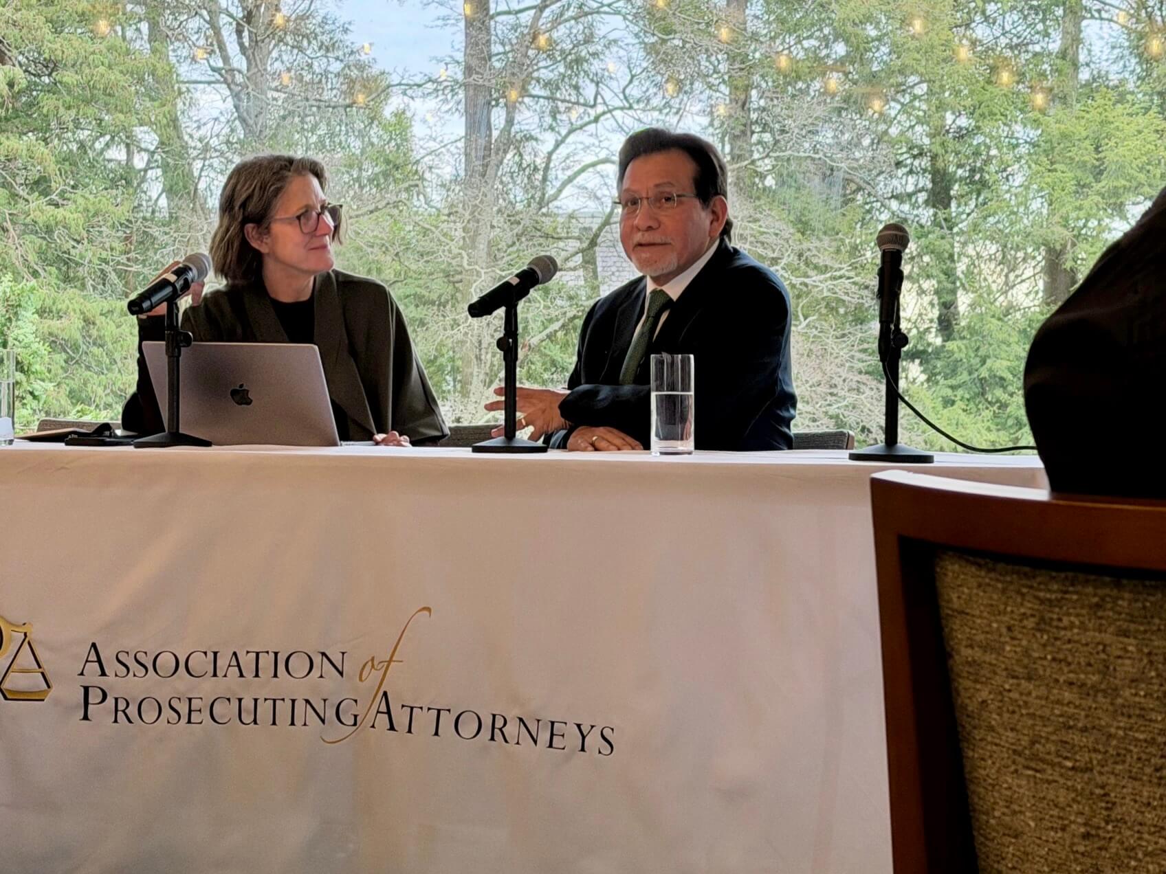 poynter.org - Kelly McBride - Like journalists, prosecutors shaped a distorted view of crime. They can help fix it, too. - Poynter