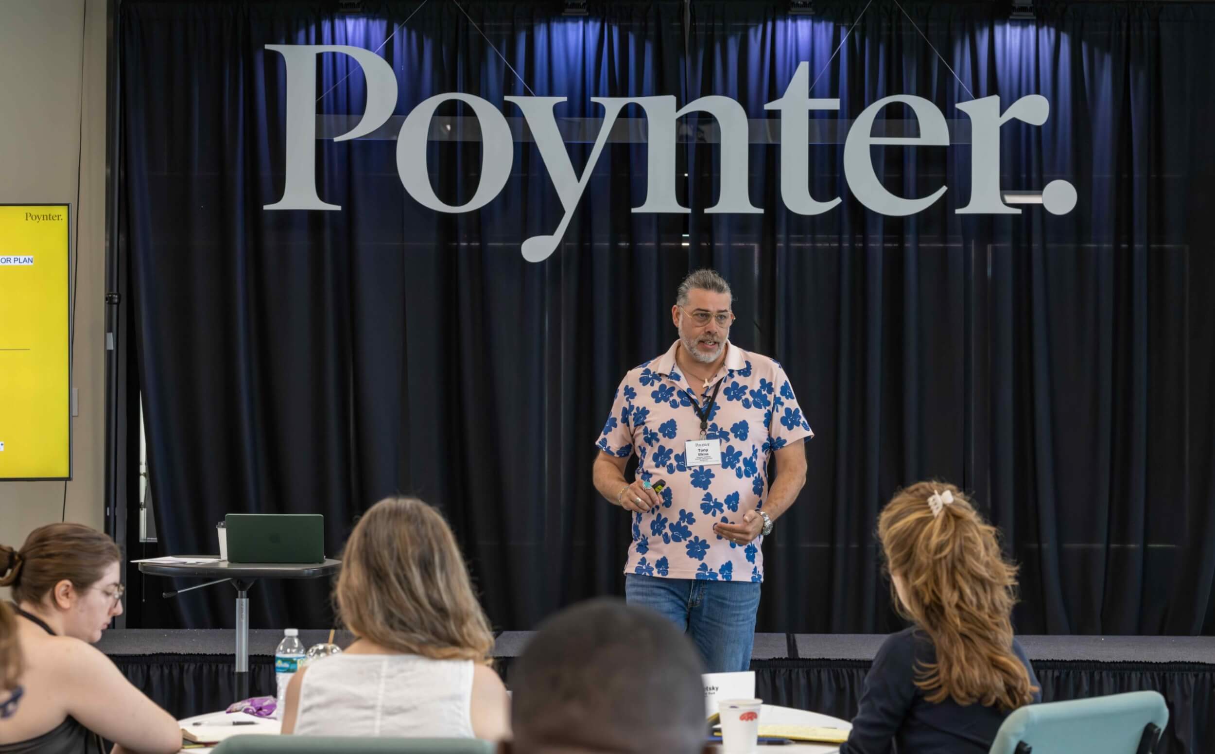 Poynter’s 2027 leadership track offers training for journalists at every stage of leadership